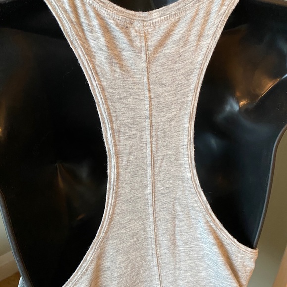 Babaton Tank - Picture 2 of 7